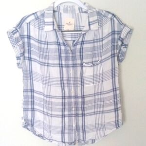 American Eagle Outfitters Plaid Button Up Shirt